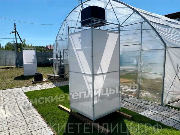 Душевая кабина без раздевалки закрытого типа из поликарбоната
